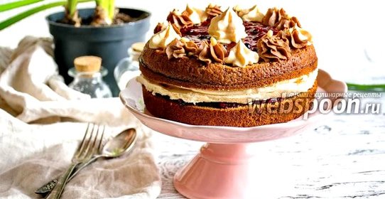 Шоколадный торт с безе