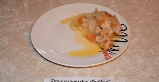 Курица с помидорным соусом