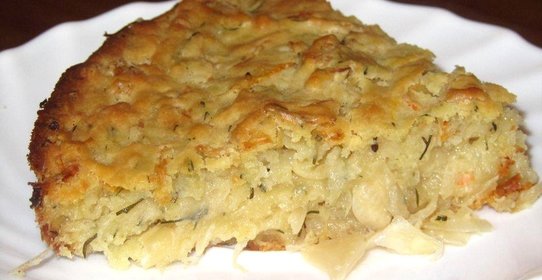 Шарлотка из квашенной капусты