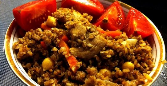 Плов из гречки с курицей