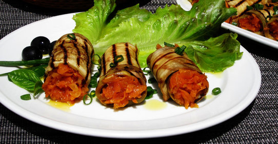 Рулеты из баклажанов