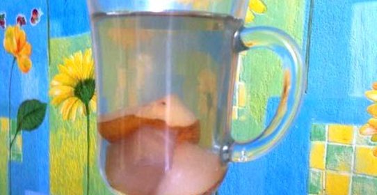 Грушевый компот с корицей