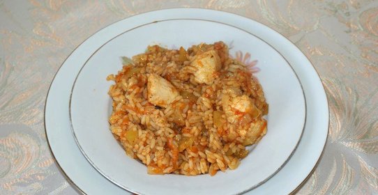 Тушеная курица с рисом