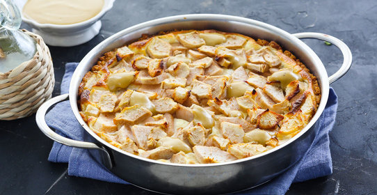 Пирог с грушами и творогом