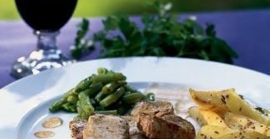 Свинина с коньячным соусом