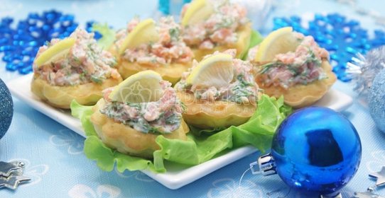 Бисквит с орехами