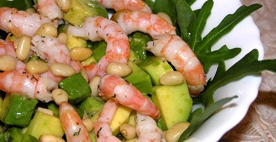 Cалат: авокадо с креветками