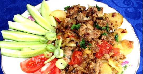 Жареная картошка с фаршем