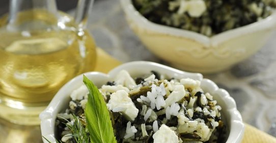 Спанакоризо - рис со шпинатом и зеленью