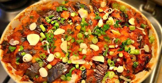 Баклажаны, фаршированные мясом, по‑турецки
