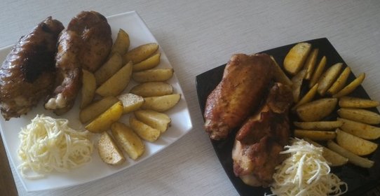 Запеченые крылышки индейки с картофелем по- деревенски и салатом из редьки