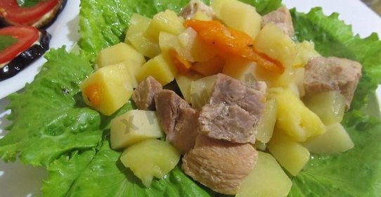 Тушеная картошка с кабачками в мультиварке