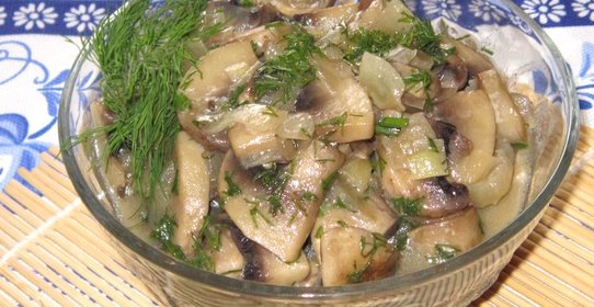 Тушеные шампиньоны