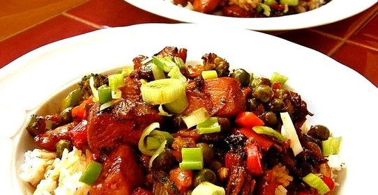 Курица терияки с овощами