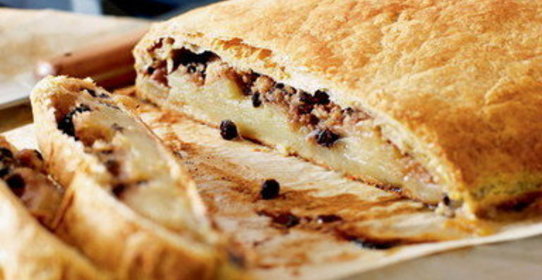 Яблочный штрудель с орехами