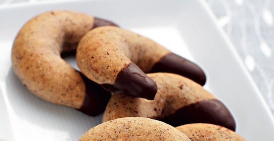 Полумесяцы с шоколадом