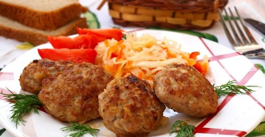 Котлеты из индюшиного фарша на сковороде