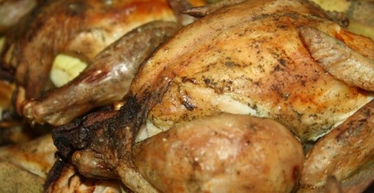 Томленые в духовке корнишоны с кабачком, яблоком и картофельными дольками (без жира и масла)