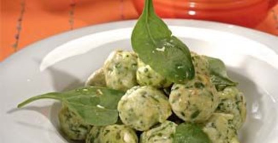 Творожные ньокки со шпинатом