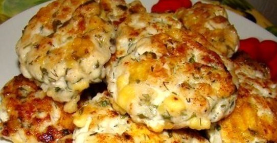Куриные котлеты с сыром и петрушкой