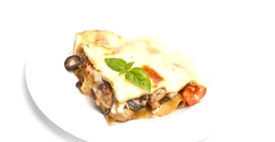 Пирог с беконом и баклажанами в микроволновой печи