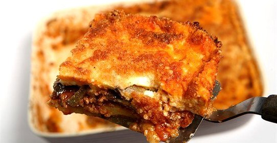 Вегетарианская мусака с сыром рикотта