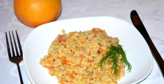 Рис с ананасом и копченой грудинкой