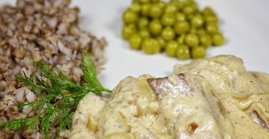 Печенка с подливкой