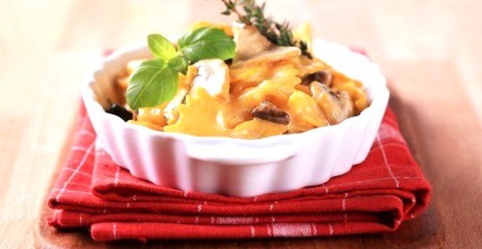 Запеченная паста с тыквой и грибами под сырной корочкой